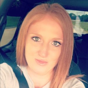 Meet your Posher, Lacey